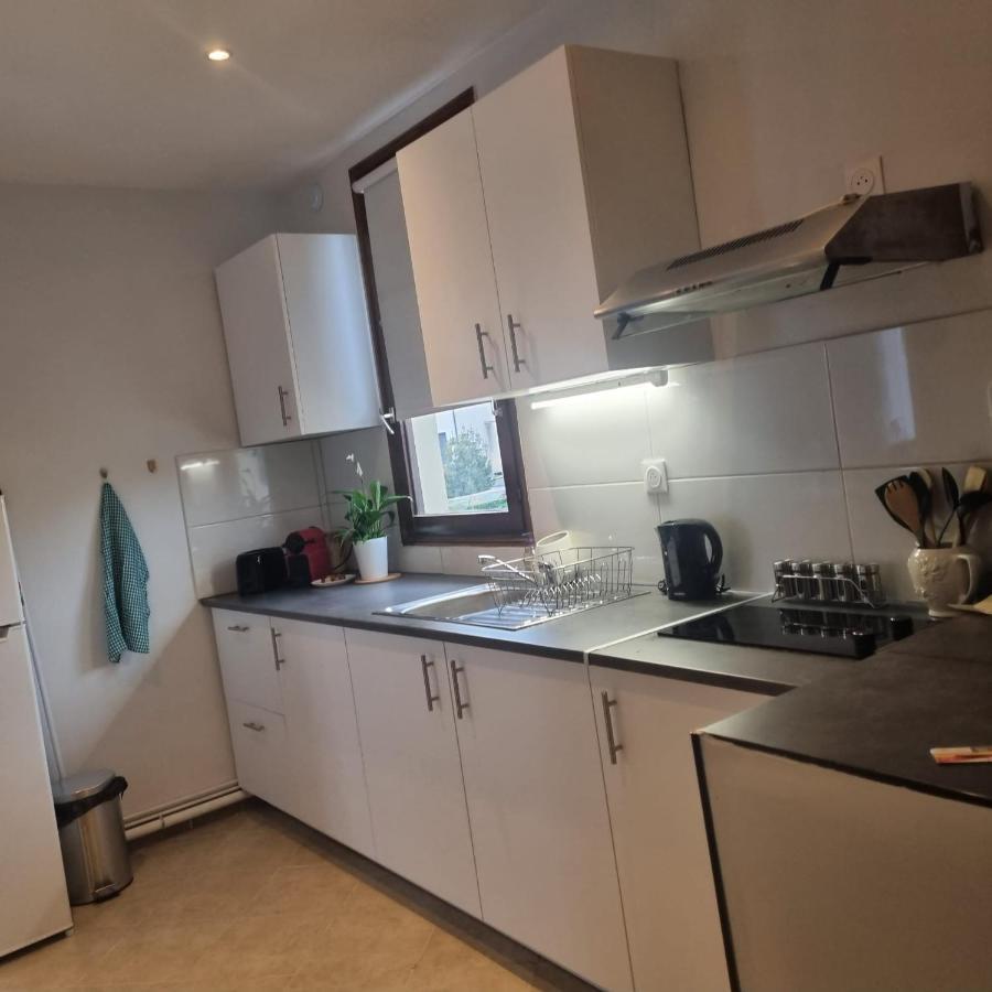 Apartment Jolie F2-5mn De L'aeroport D'orly Parking Prive Gratuit